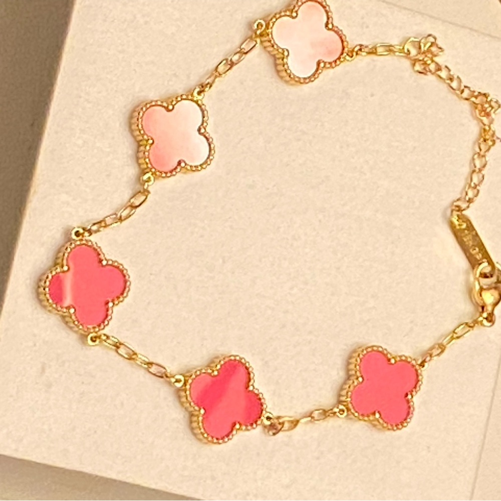 Gold and Pink Clover Motif Bracelet